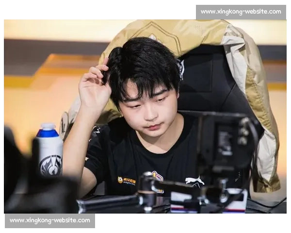 KPL选手童年照曝光：青涩模样，你认得出吗